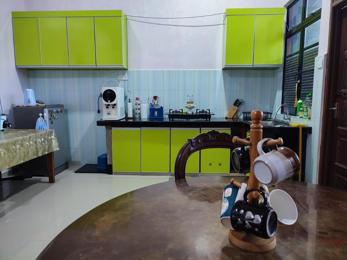 Nikna Batu Rakit - Wifi Holiday home Kampong Ru Tujoh