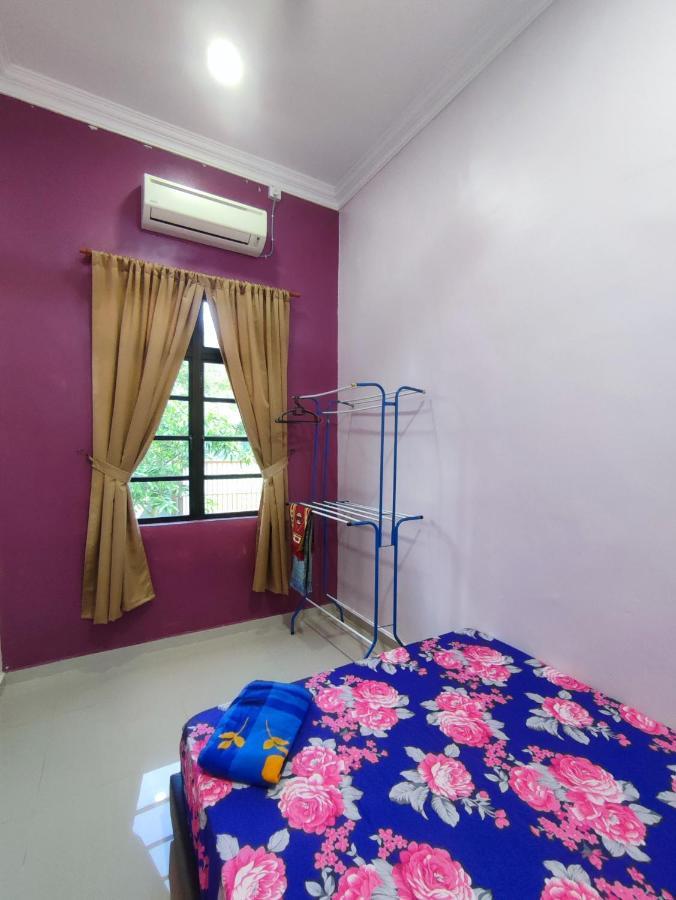 Nikna Batu Rakit - Wifi Holiday home Kampong Ru Tujoh