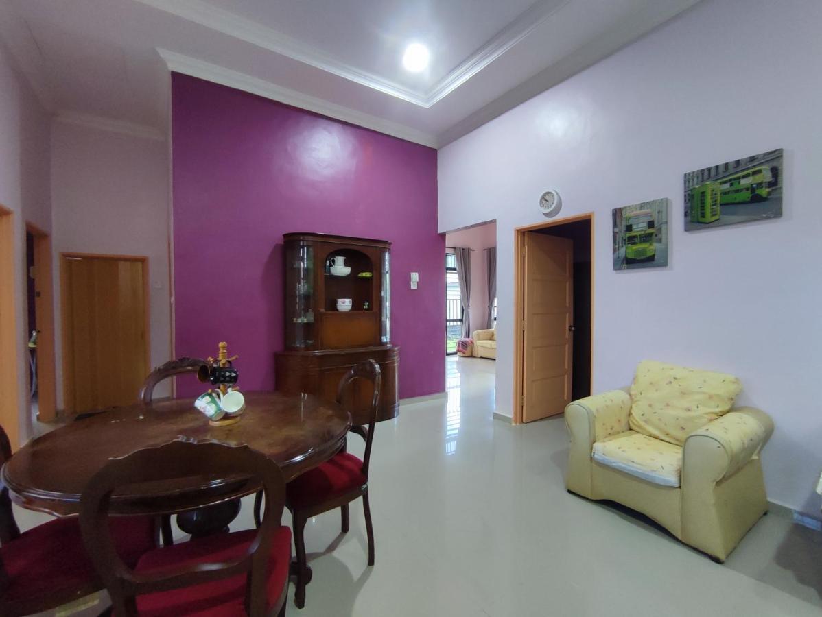 Holiday home Nikna Batu Rakit - Wifi