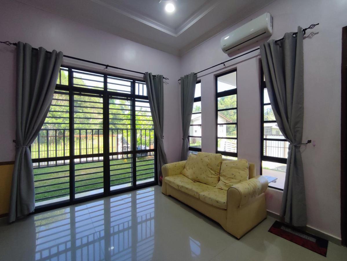 Holiday home Nikna Batu Rakit - Wifi