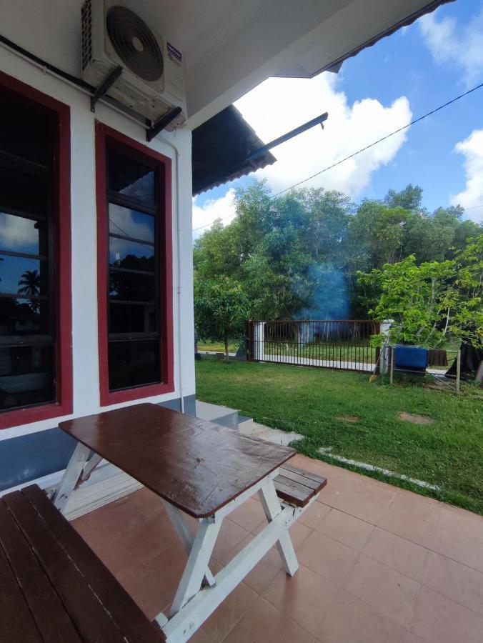 Holiday home Nikna Batu Rakit - Wifi *